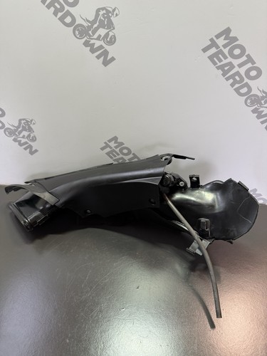 Honda cbr1000rr left - honda, duct